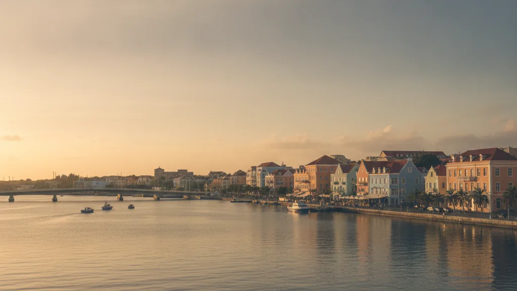 Anjouan vs Curacao licence. Which fits your operator? - editorial establishing image